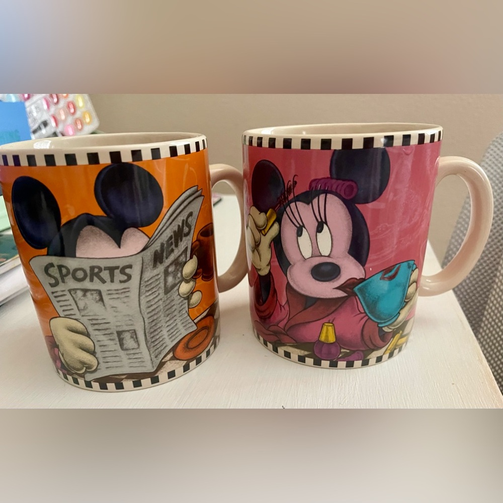 Vintage LARGE Disney Mickey and Minnie Mugs